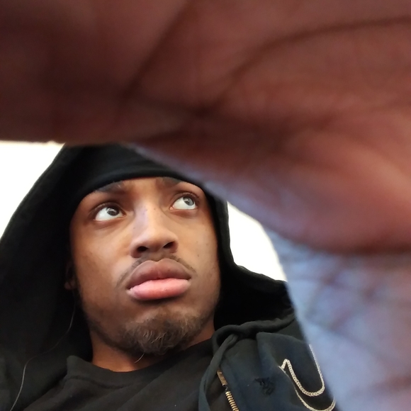 Meet your Posher, Chris - Picture 1 of 1